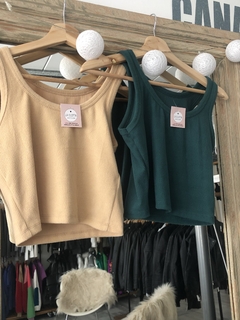 MUSCULOSA . TOP MAILO