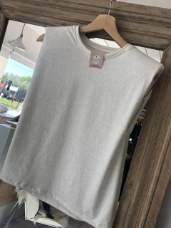 REMERA TERESA - LA CLOTTA SHOWROOM
