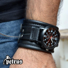 Brazalete de cuero con reloj - comprar online