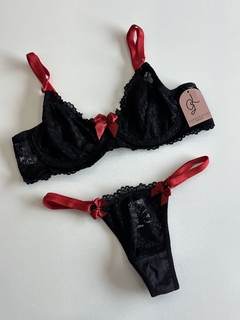 CONJUNTO LIZ PRETO C/ VERMELHO