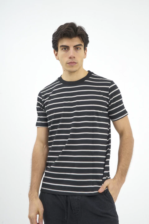 REMERA KENDALL - comprar online