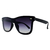 O Óculos de Sol Bali Preto Degradê possui um design moderno, em formato quadrado, detalhes em acetato estampado em volta das lentes na cor preta, detalhes em metal e lentes degradê na cor roxa. 