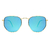 O Óculos de Sol Hexagonal Azul Espelhado possui design moderno, a parte frontal em metal, lentes na cor azul com acabamento espelhado e armação em metal com banho dourado, com ponteiras em acetato na cor preta.