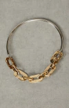 Colar Animale com corrente elos em metal dourado e fecho com gancho sobre fundo cinza.