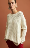 Capa Ambicione por Anselmi com gola removível na cor cru, destacando seu design de malha e tricot com estilo moderno.