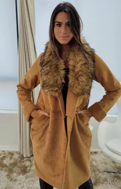 casaco feminino longo de tricô com gola removivel