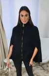Capa Biamar Feminina preta com ziper para o frio coleção inverno 
