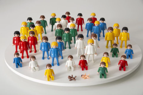 Kit 40 Bonecos Playmobil + 2 bebês - Bonecos para Constelação Familiar