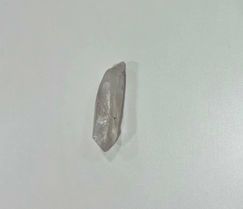 Ponta de Cristal Lemuriano - Saúde & Bem-Estar