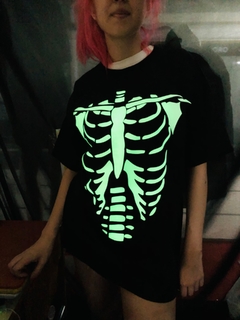 Remera Skeleton Radioactive - comprar online