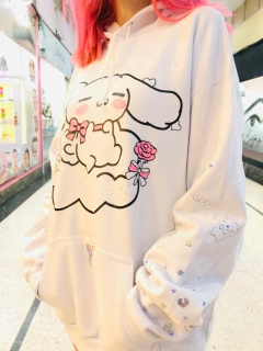 Buzo Canguro Cinnamoroll - Space Edge