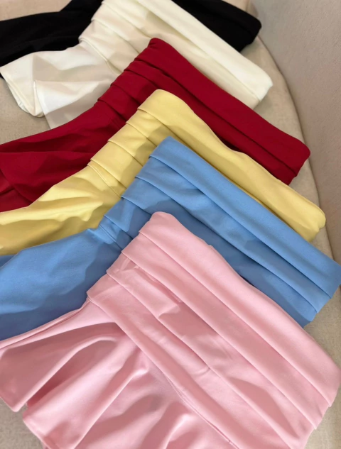 Cropped crepe scuba . COD 339