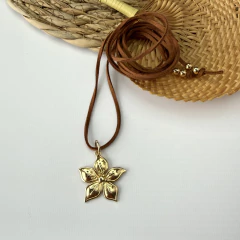 Imagen de Pack 5 Collares Chokers De Gamuza Marrón