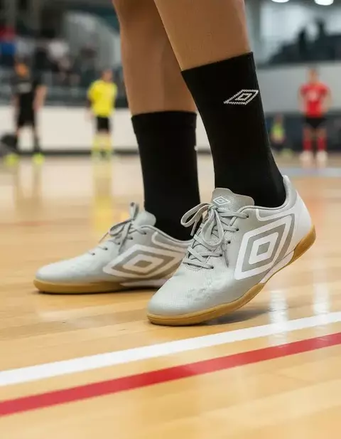 BOTIN UMBRO SALA ADAMANT TOP SPEED JR PLATA BLANCO GRAFITO NIÑOS - comprar online