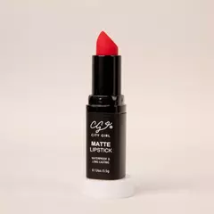 Labial matte en barra City Girl en internet