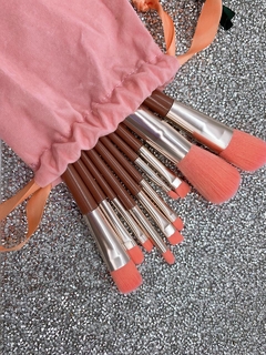 Set 10 brochas Pink + estuche terciopelo en internet