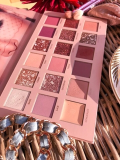 Nude Huda Beauty