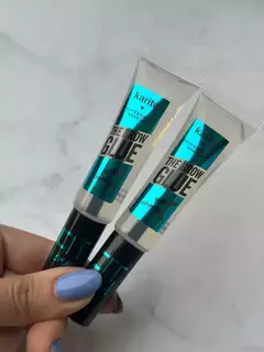 GEL FIJADOR DE CEJAS THE BROW GLUE KARITE en internet