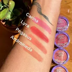 Rubor Compacto Stay Fix Ruby Rose en internet