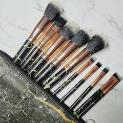 Set 10 brochas Marmol negras + portacosmético - comprar online