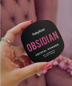 Polvo compacto mate Obsidian Ruby Rose - acabado Terciopelo - comprar online