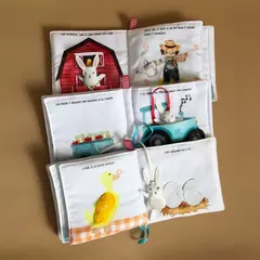 Día de granja - Libro sensorial - Lectorcitos a volar • Librería infantil 