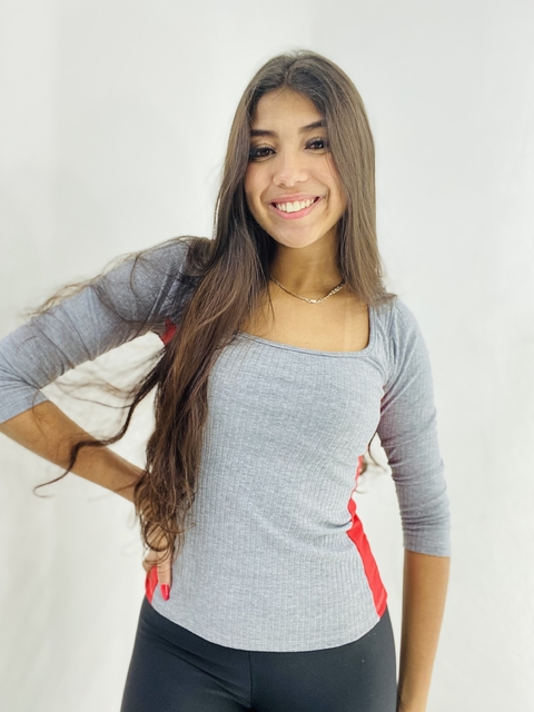 BLUSINHA CANELADA ML