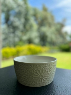 Ensaladera blanca margaritas ceramica