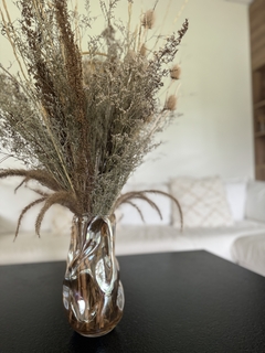 Florero color caramelo grande - comprar online