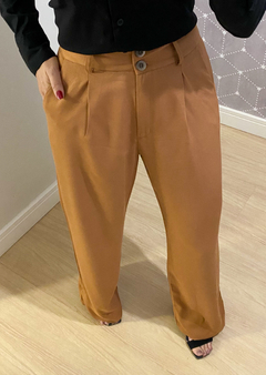 CALÇA PANTALONA MILY CARAMELO - Frida Fashionista - moda feminina marca própria