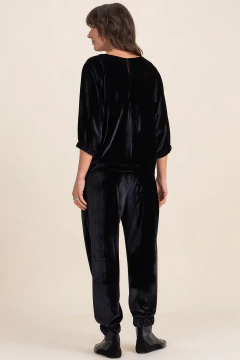 Calça Jogger Velvet Punho Elástico Preta (2181) na internet