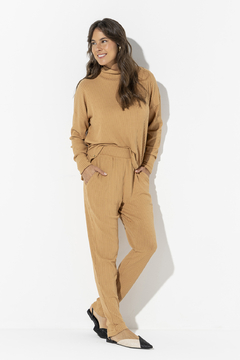 Blusa Manga Longa Gola Alta Canelado Camel (207949) na internet