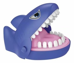 Baby Sharky Attack Juego Cuidado Tiburón Bebé Muerde Tv Ditoys en internet