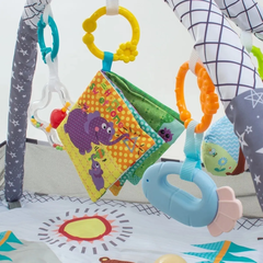 Imagen de Gimnasio Bebe Alfombra Didáctica 2 En 1 Sonido Love varios colores