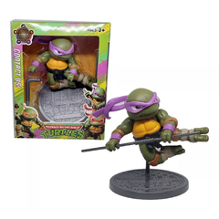 Muñeco Donatello Tortuga Ninja Con Base y Accesorios Simil