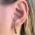 Brinco Canoa Cravejado de Zircônias Banhado em Ouro 18K
