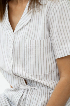 Imagen de Conjunto Pijama Corto Acacia Blanco y Beige