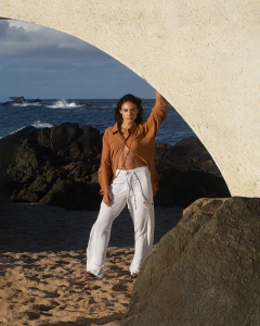 Cordão Pedra do Mar na internet