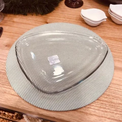Imagen de Plato postre ovalado vidrio Eva Crisa x17,5 cm