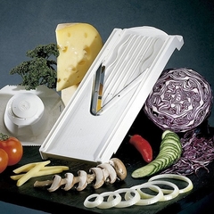 Mandolina Borner V3 cortador de frutas y verduras con Multibox - comprar online