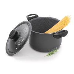 Olla con tapa colapasta Paris Tramontina x 24 cm