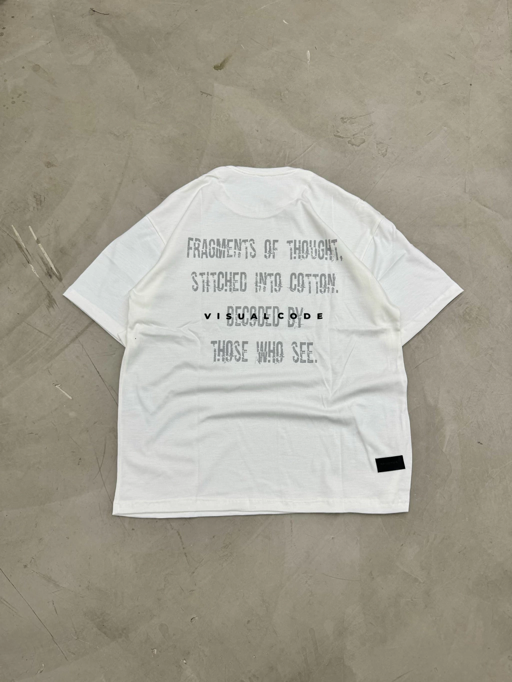 REMERA OVER CODE