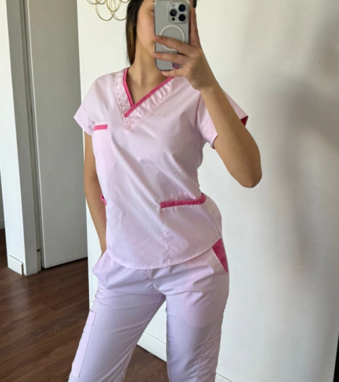Ambo Mili Rosa claro con Rosa fuerte con pantalón cargo - comprar online