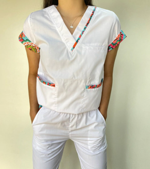 Ambo Delfi blanco con estampado arciel - comprar online