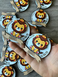 Imán Temático - León Rey 2 en internet