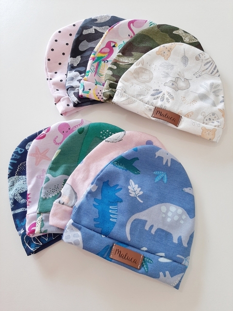 Kit x 3 gorritos DISCONTINUOS estampados RN NENA