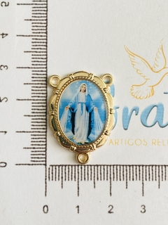 Entremeio 3 pontas N. Sra. das Graças 28mm - Dourado - comprar online
