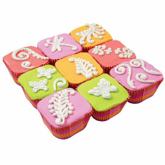 Molde para fondant y pasta de goma helecho en internet