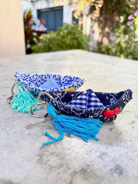 Chaveiro Navegar é Preciso - comprar online