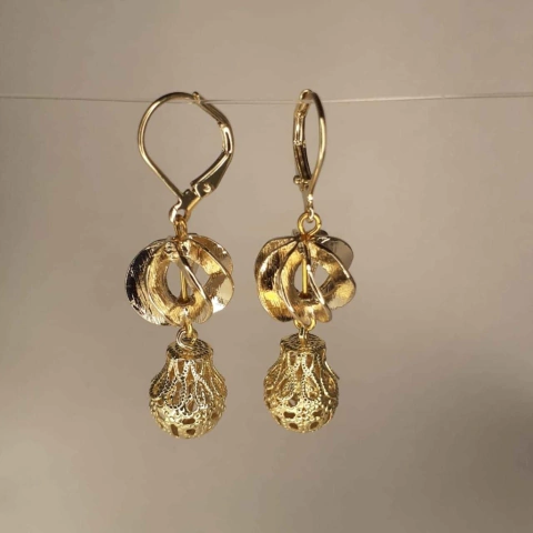 Brinco Triumph na internet